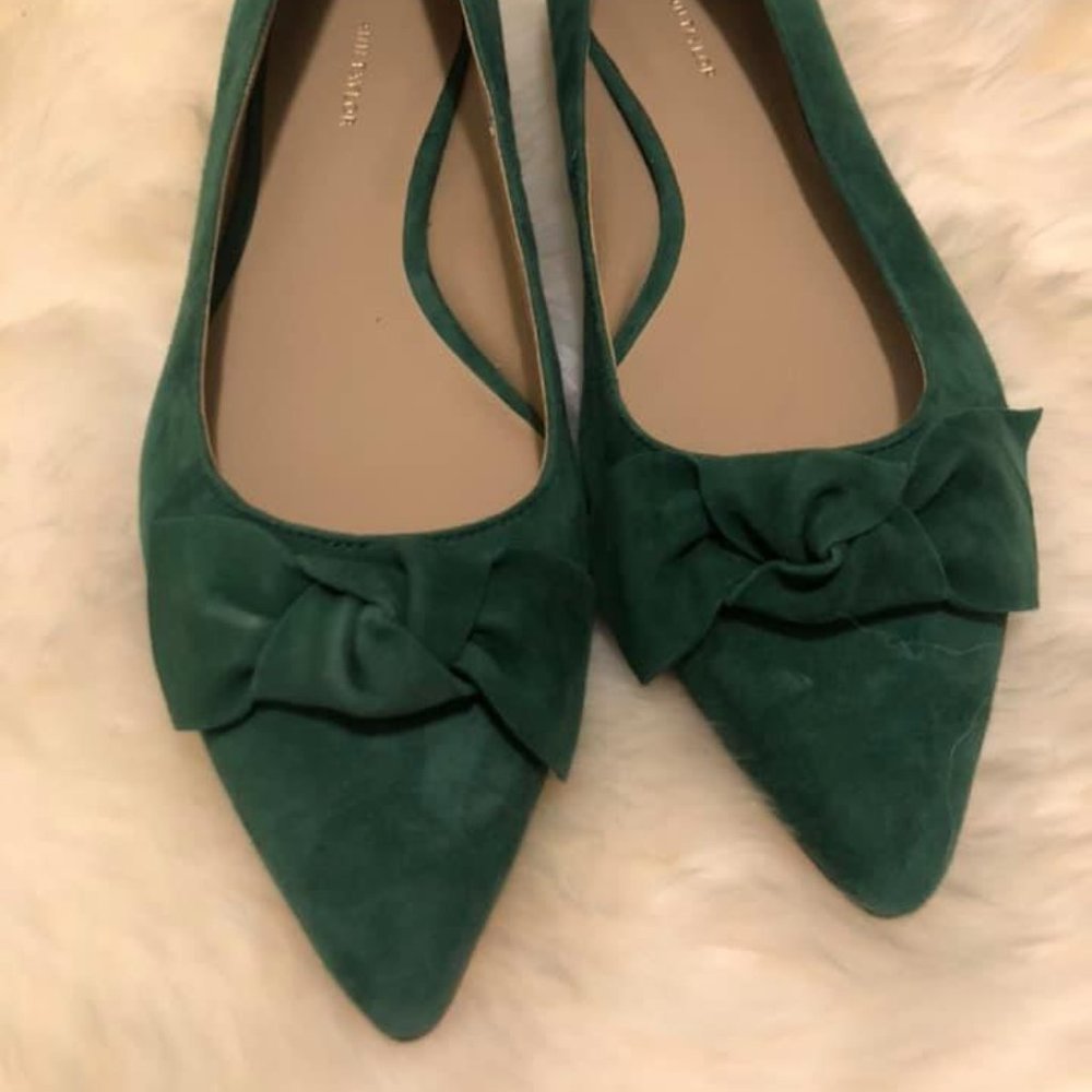 Ann Taylor | Green Bow Flats | 7.5